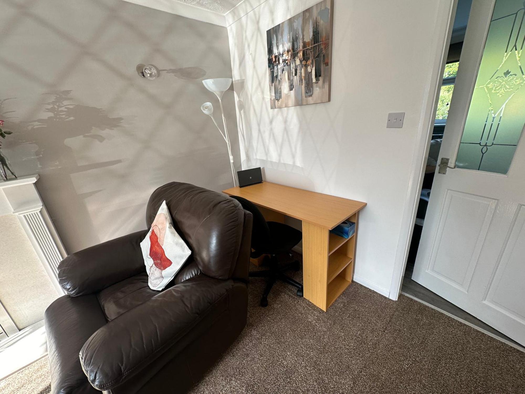Hinckley Home Sleeps 5 Complete House Leicester Exterior photo